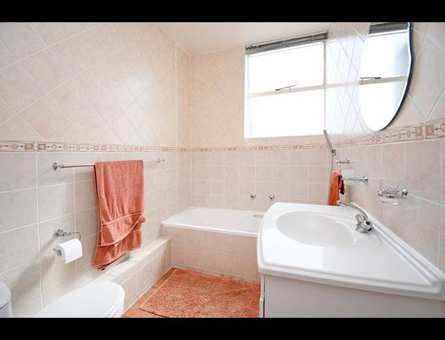 3 BEDROOM APARTMENT FOR SALE IN BEDFORD GARDENS